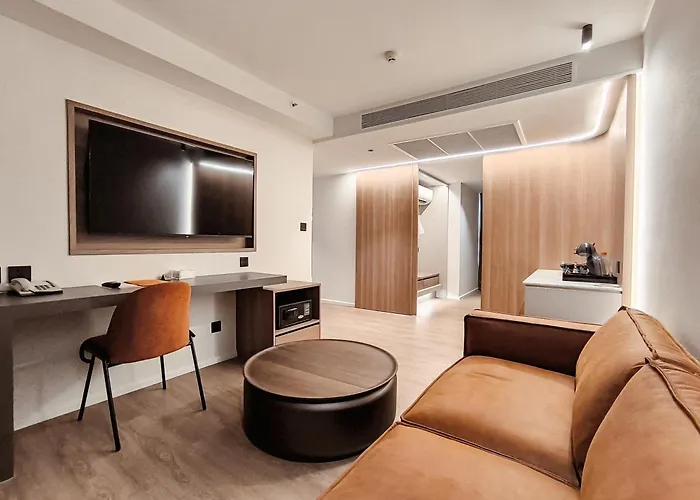 Citrus Sukhumvit 13 Nana Bangkok By Compass Hospitality - Newly Renovated